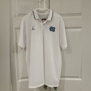 Nike Jordan UNC Men’s Dri-FIT College Coaches Polo Size Large. NEW.